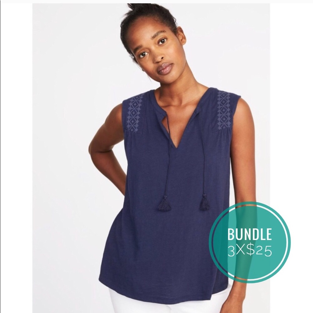 2️⃣✖️2️⃣5️⃣✨Blue Top / Old navy NWT